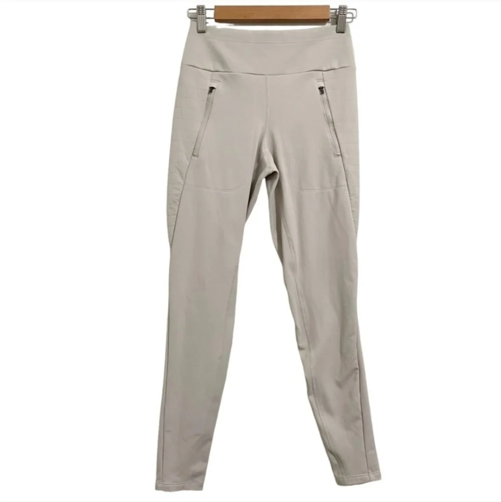 Athleta peak hybrid Fleece tight Size Small